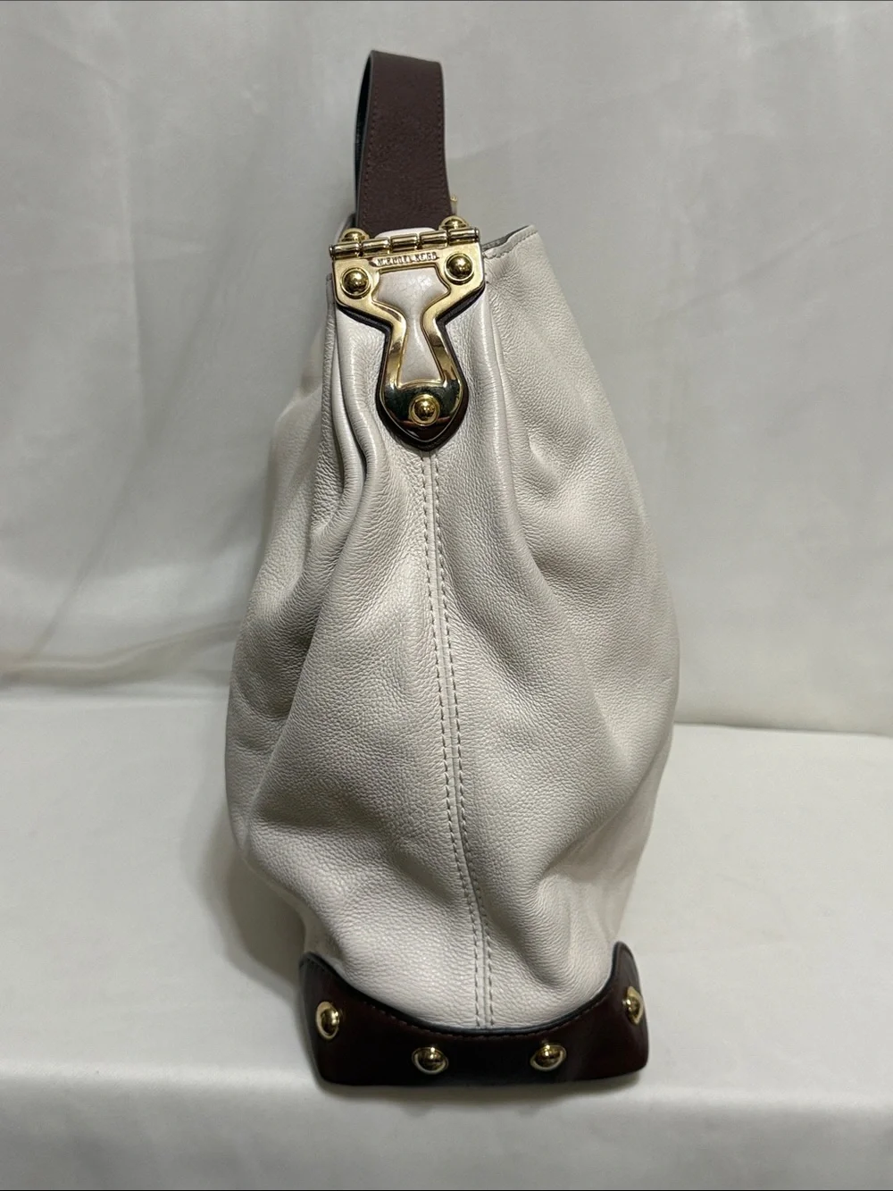 Michael Kors Joplin Leather Hobo In Brown/Cream
